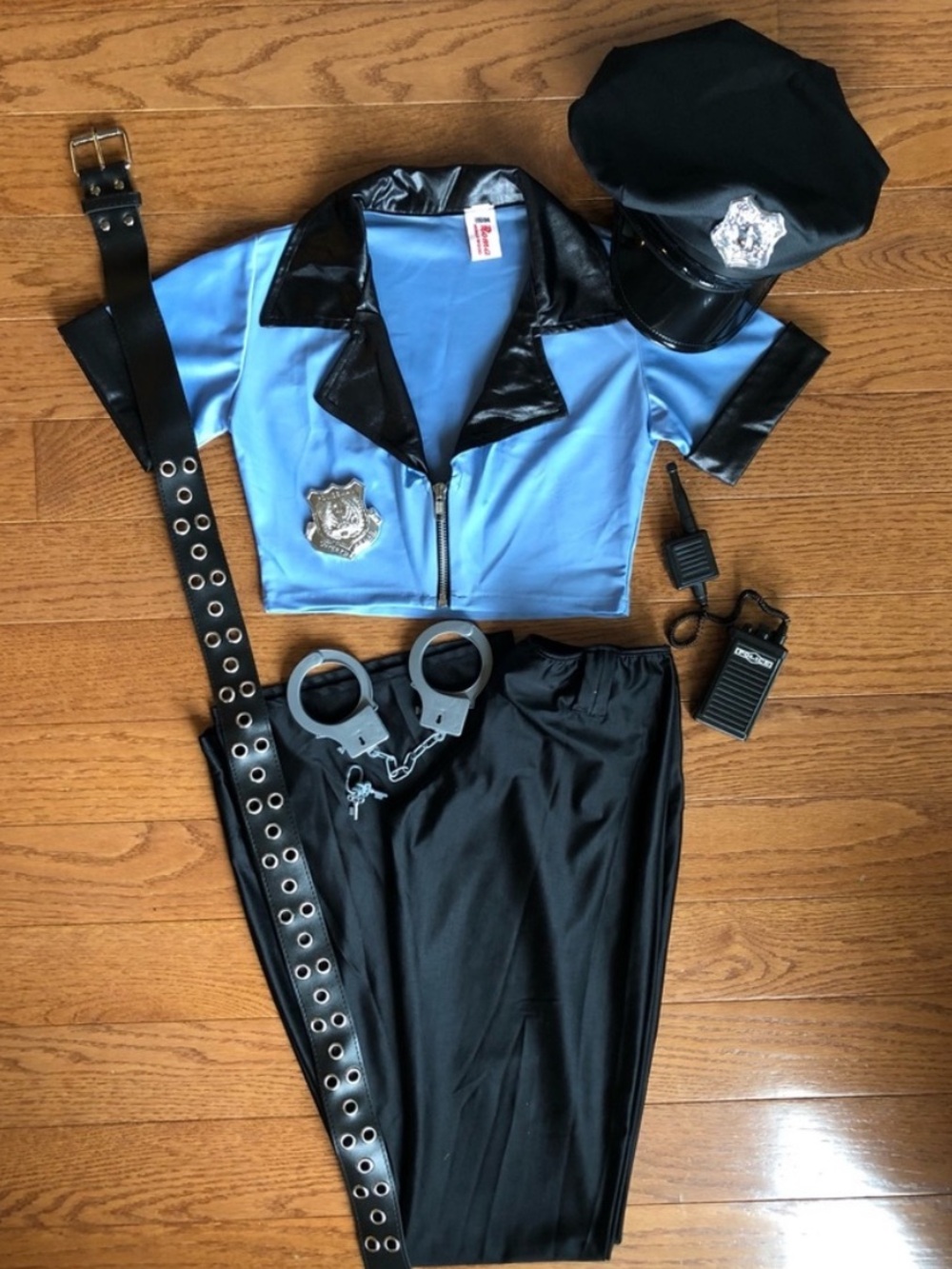 Roma Dream Police Adult Halloween Costume- size small/medium